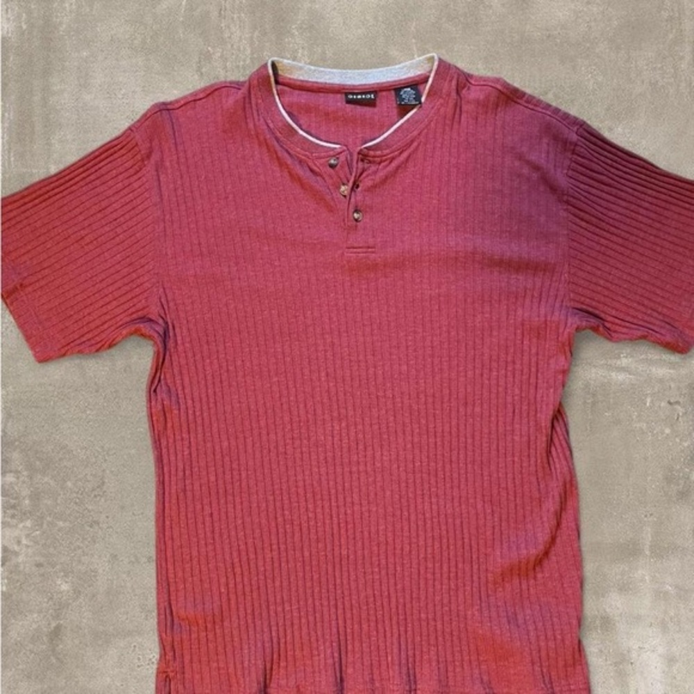 George Red Ribbed Knit Shirt Men’s Large Short Sleeve Button Neck Casual